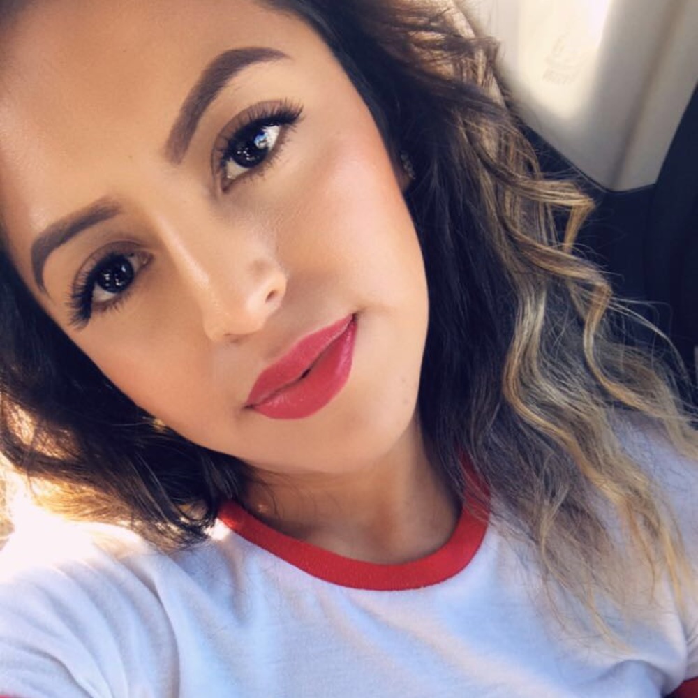 Meet your Posher, Mayra